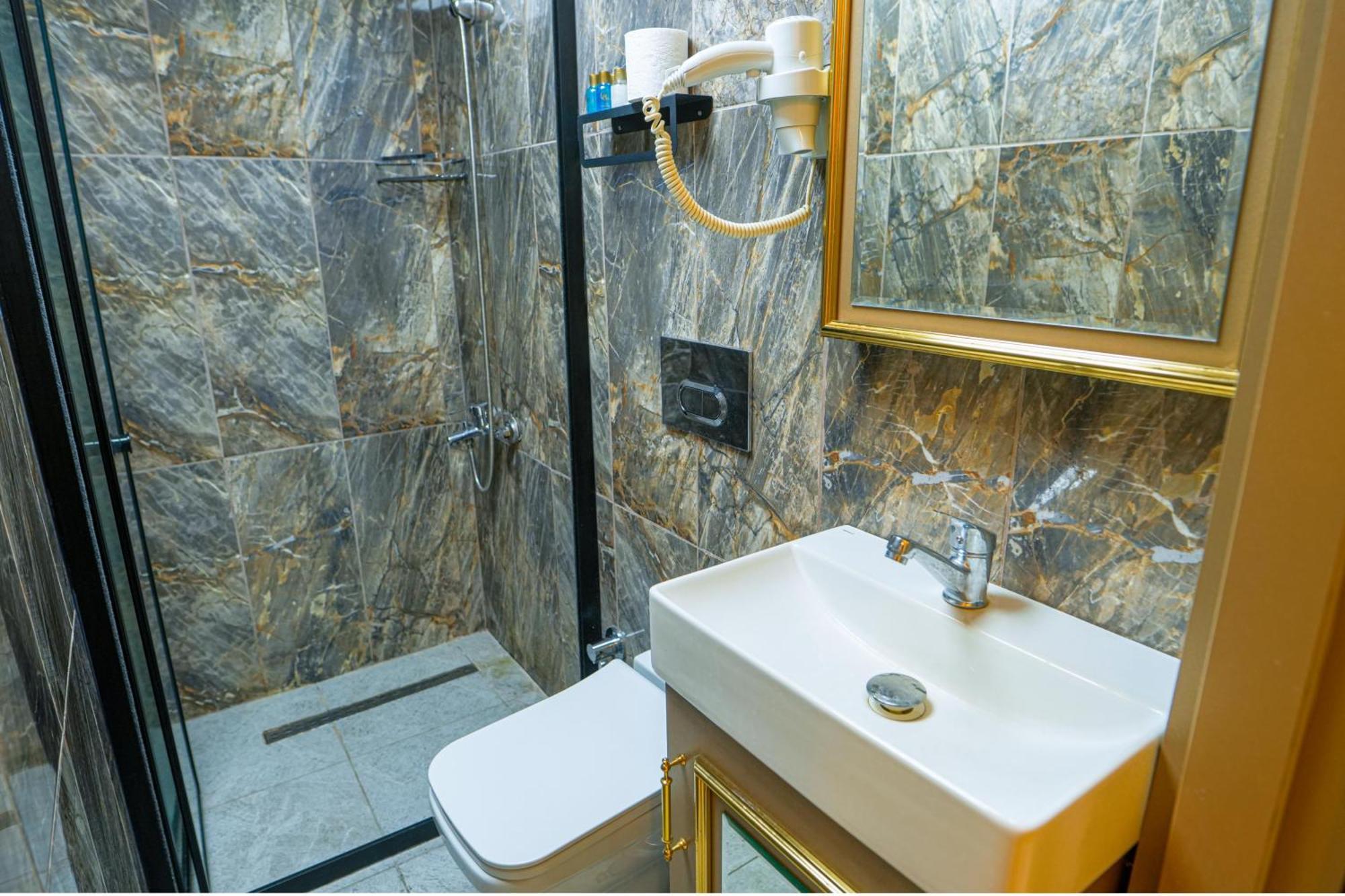 Moonlight Suit Hotel Taksim Istanbul Exteriör bild