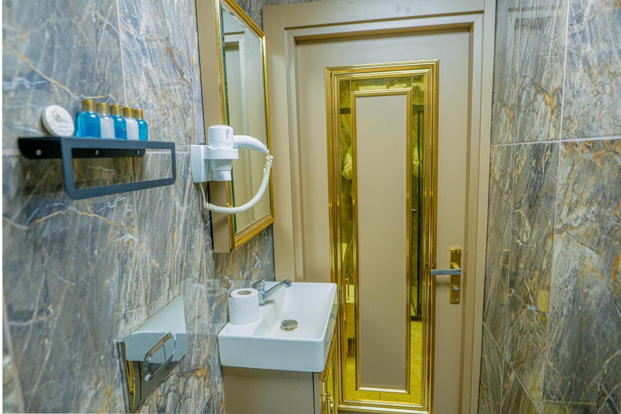 Moonlight Suit Hotel Taksim Istanbul Exteriör bild